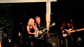 Mindi Abair, Dave Pack, Andre Berry. "You're the only Woman"