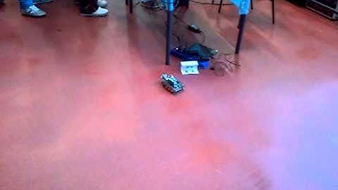 Robo-8051 Controlled by Android Phone