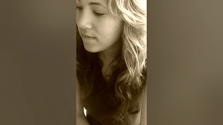 Elizabeth Morales- Y Es Asi.