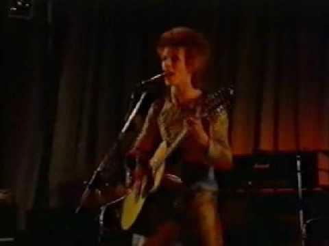 Bowie - Ziggy Stardust - Dunstable June 21, 1972