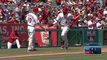 TEX@LAA: Escobar belts a solo dinger to left-center
