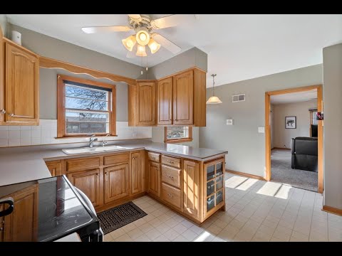 1403 West 19th Street, Cedar Falls, IA home video tour