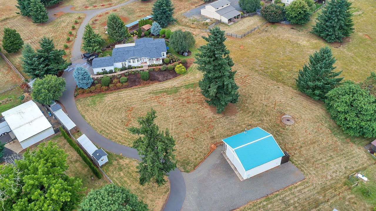 Beautiful Farmhouse Style Home On About 2 Acres In SE Salem Video Of beautiful-farmhouse-style-home-on-about-2-acres-in-se-salem-video-of