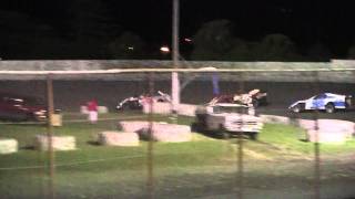 Petaluma Speedway Dirt Modified Action April 9, 2011
