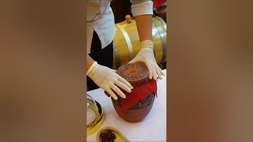 Bình Rượu Nhân Sâm Kết Hợp Cá Ngựa Đại Dương 41Lít