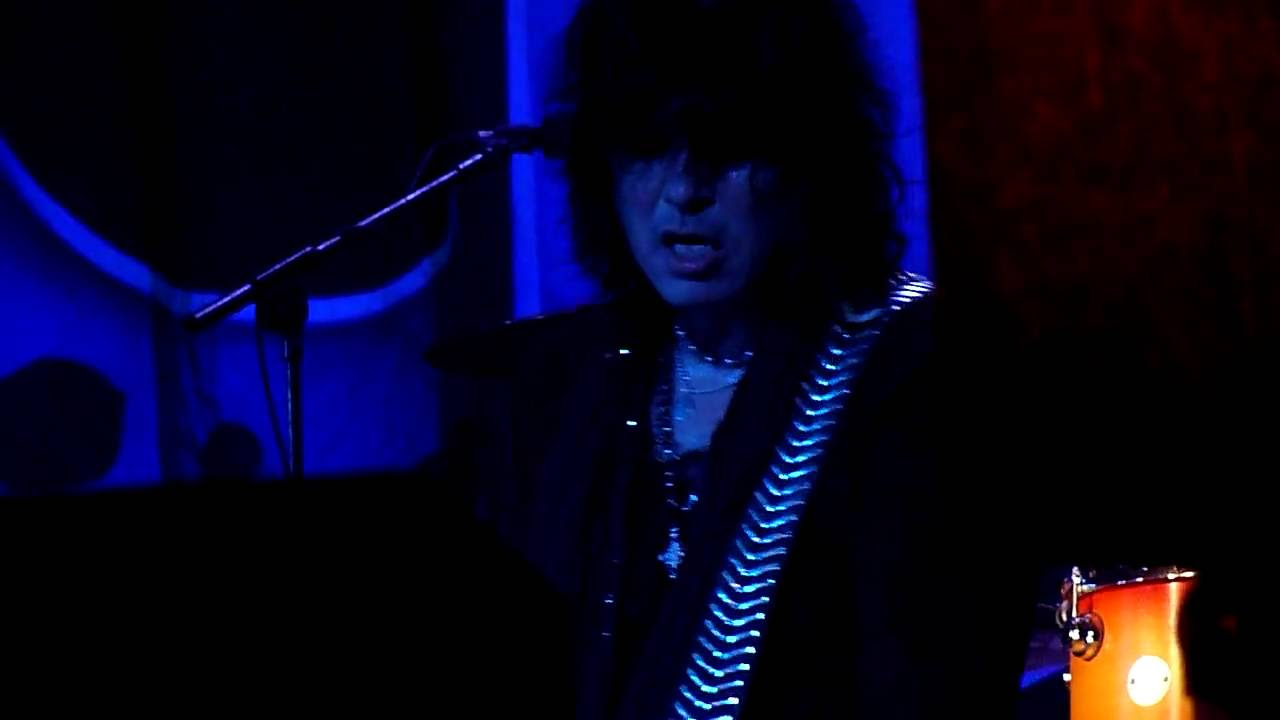 CINDERELLA - Bad Seamstress Blues/Falling Apart At The Seams (Madrid, 9 June 2010)