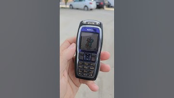 Testing Nokia 3220 Lights Outside – Still Awesome? #nokia #nokia3220 #nostalgia
