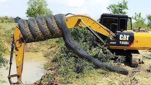10 Extreme Dangerous Biggest Excavator Operator Skills | Fastest Heavy Equipment Machines Working
