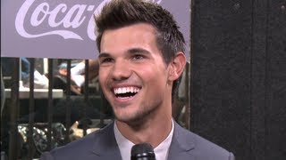 Taylor Lautner Drops His Pants For Twilight Breaking Dawn | Interview | On Air With Ryan Seacrest screenshot 4