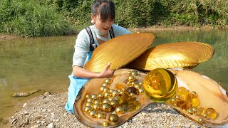 👑💎A golden water treasure, the girl found a golden mutated giant clam and many pearls in the river