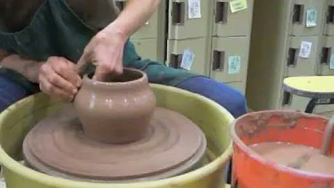 How To Make Pottery on a Wheel.mp4