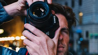 85mm - The Perfect Long Lens for Street Photography at Night