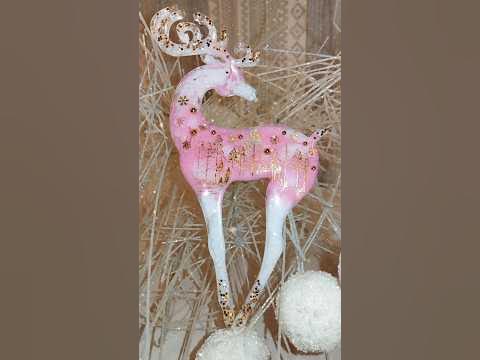 Розовый олень - новогодняя игрушка из эпоксидной смолы.#epoxyresin # ...