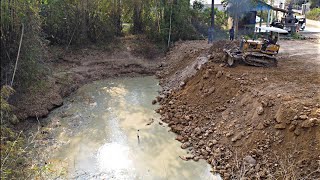 #ep2 New Updating project !! Bulldozer Komatsu D20P pushing soil to clear deep pond