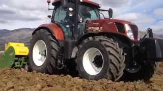 New Holland T7.270 Red Power con vangatrice Celli