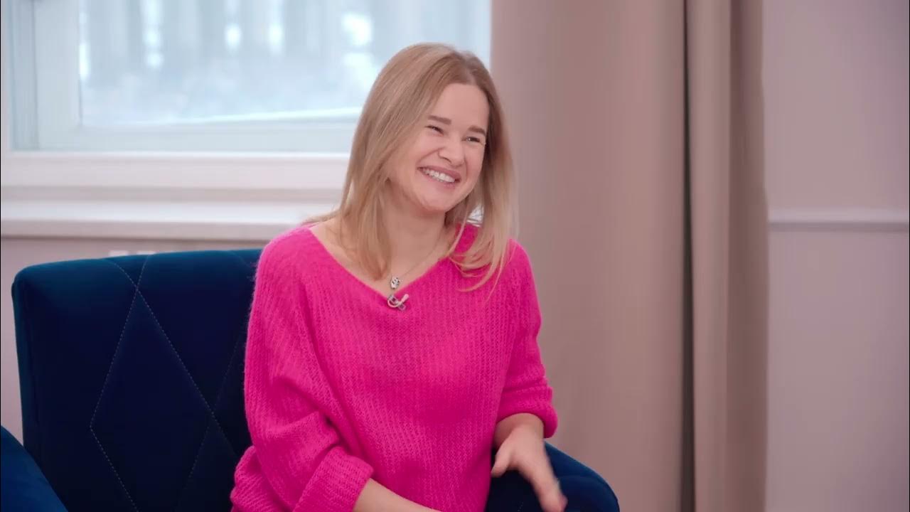 Антон богданов и лаура. Леон кемстач. У леона кемстача есть девушка. Антон богданов сестра анастасия. У леона кемстача есть девушка.