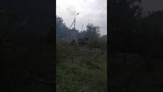 Foreign Volunteers Fragging Russian Tank