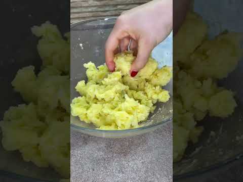 Video: La colazione abbondante viene fornita con hash brown?