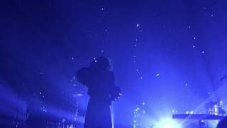 Goldfrapp - Moon In Your Mouth (Roundhouse London 27/03/17)