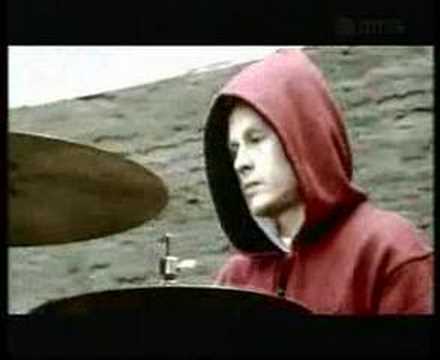 Neljä Ruusua Chords