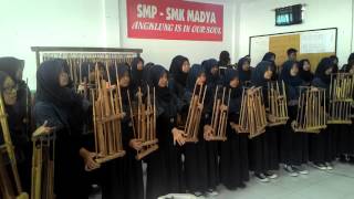 '' Tanah Air '' Angklung SMP Madya