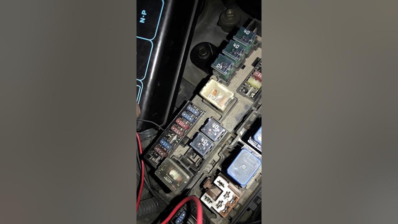 Nissan pathfinder no enciende - YouTube