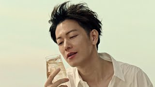 佐藤健「色々あったけど…」ハイボールでほっと一息 サントリー