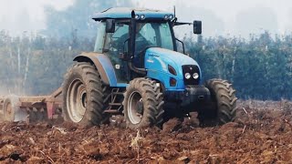 Tractor ploughing field in mud | ploughing tractor vedeo | ploughing the field with tractor