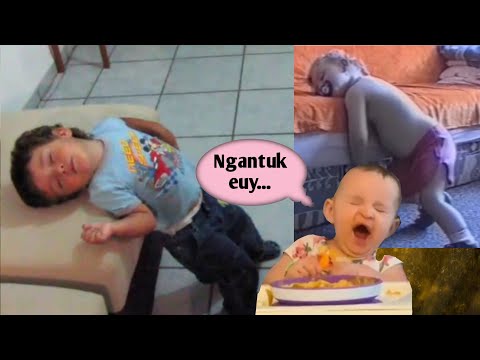 Video Lucu -  Bayi Balita Ketiduran || Funny baby Sleeping