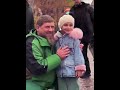 Спонтанная прогулка Рамзана Кадырова обернулась длительной фотосессией с гостями и жителями Грозного