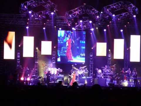 GLORIA ESTEFAN EN PANAMA 1