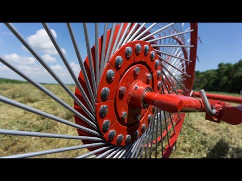 Video: Greble de tractor pentru fân