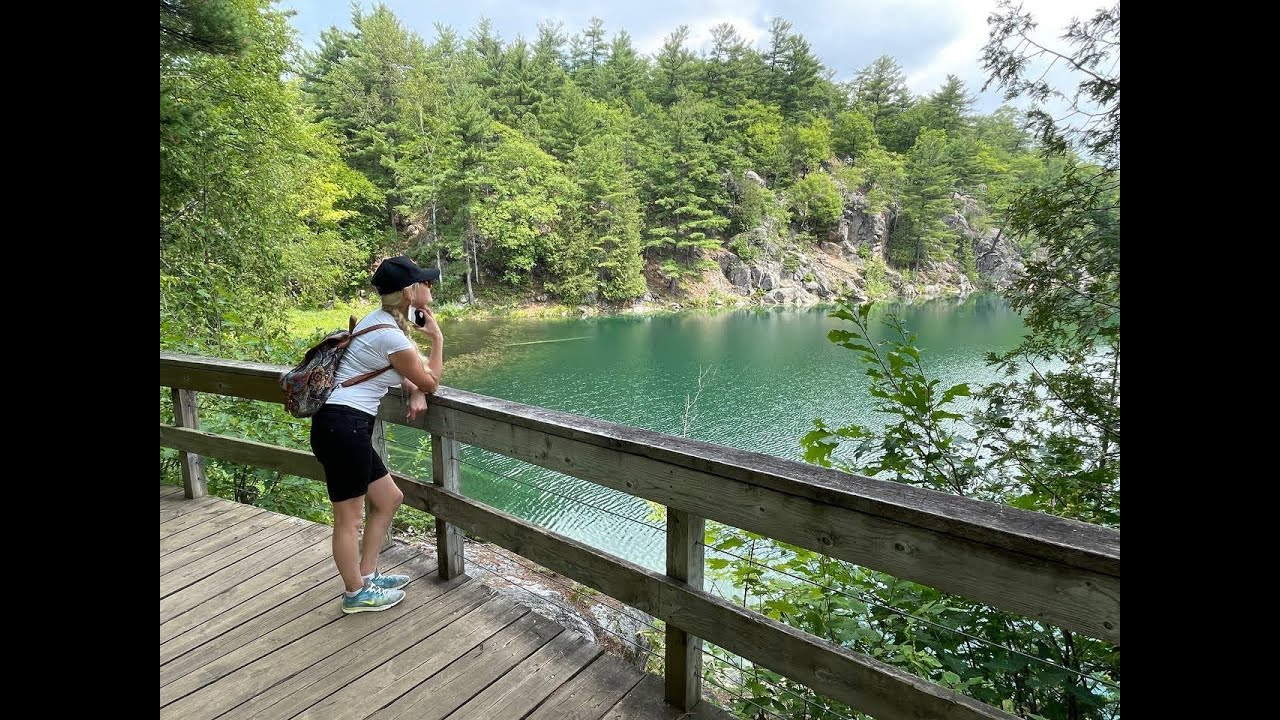 Pink Lake Hiking Trail Gatineau Park, Quebec, Canada