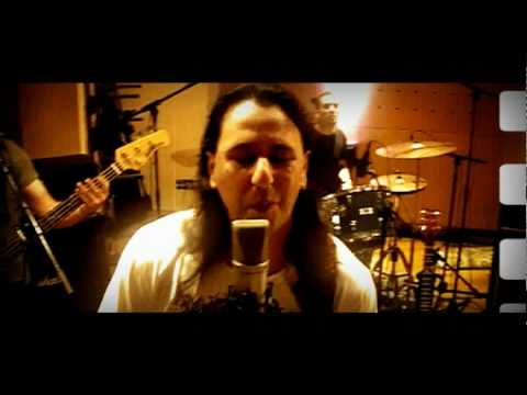 סוכר חום - העיניים שלך - הקליפ הרשמי / Your eyes - Official videoclip