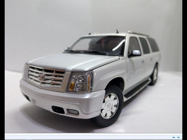 キャデラック エスカレード ESV 2003 1/18 ミニカー Y0967 Diecast 1:18 模型車 Ricko Cadillac Escalade ESV 2003 - YouTube