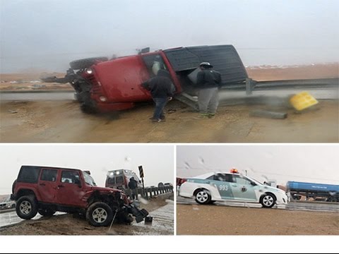   فلوق ٢٦ سيارة منقلبة في البر