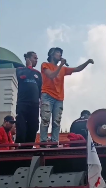 Demo Buruh Tolak Kenaikan Harga BBM Bersubsidi #shorts #demoburuh #bbmnaik #jpnn