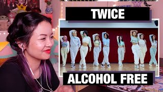 RETIRED DANCER'S REACTION+REVIEW: TWICE "Alcohol Free" Dance Practice!
