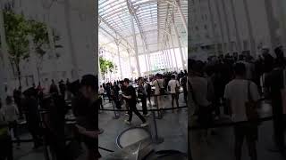 My experience going to the Apple Store on 5th Ave to pick up iPhone 17 pro max #shorts #apple