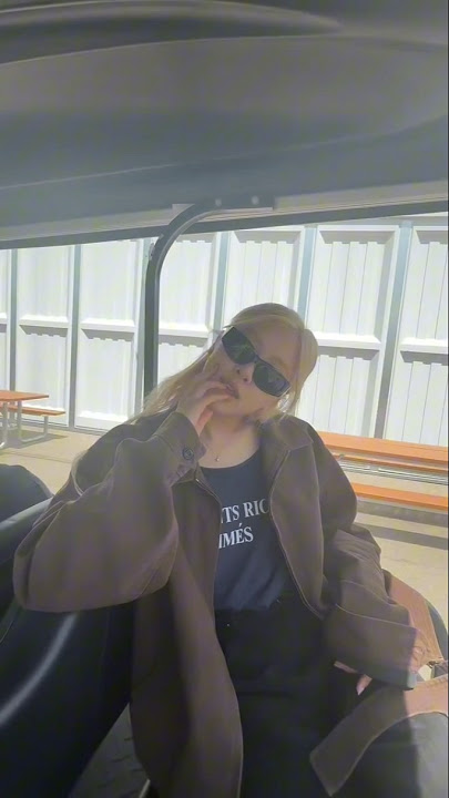 ROSÉ backstage in Toronto is the cutest thing I’ve seen this morning