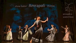 Black and white Bollywood cinema-show-ballet Amrapali(Russia) by Leena Goel