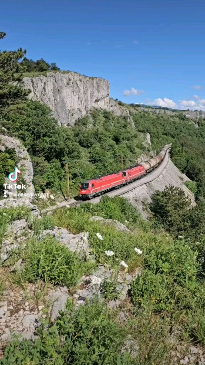 Talianske železnice - Majestátne vlaky