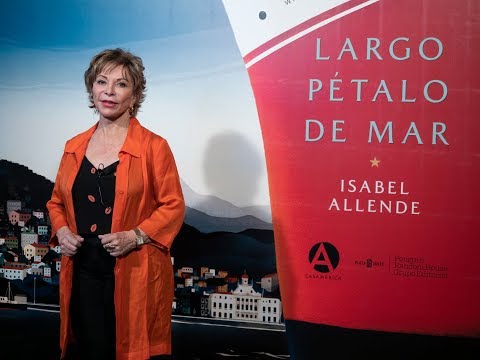 Видео: Isabel Allende Largo Pétalo De Mar