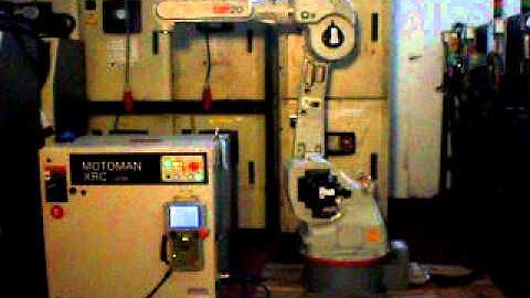 Used robot Motoman UP20 Control XRC at www.eurobots.net