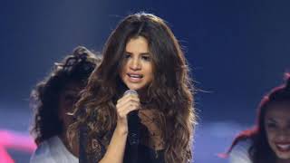 RARE: Selena Gomez - Kill Em With Kindness (Live at WE Day 2016 UNDUBBED)