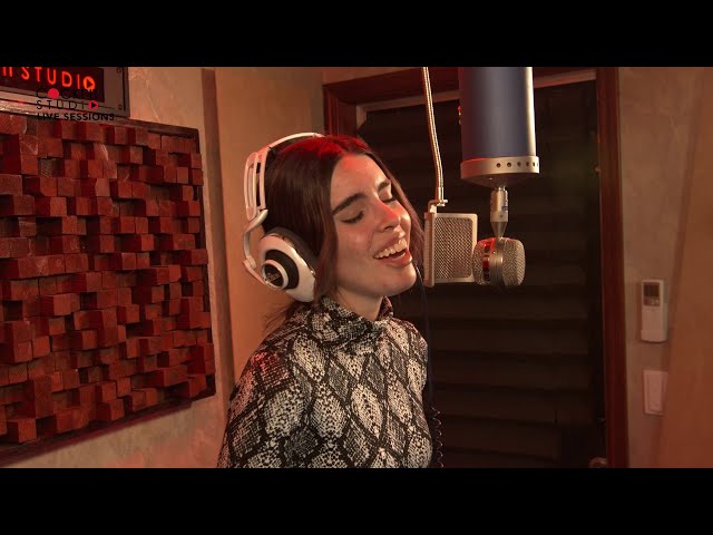 Weak - AVLI ft Yael Karoly - The Cockpit Studio Live Sessions class=