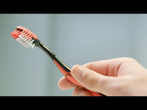 Video: Hoe om 'n tandeborsel te ontsmet: 10 stappe (met foto's)
