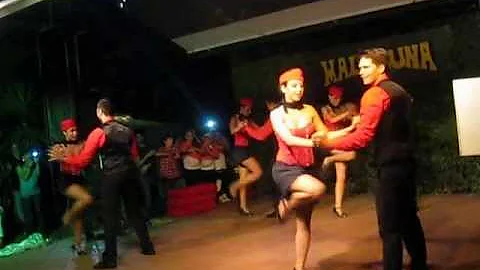 Esibizione salsa, corso intermedio al Malaluna. So...