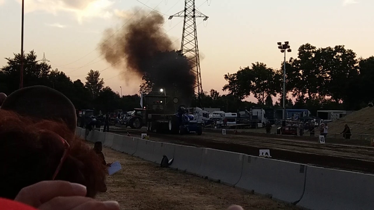 camera iphone 8 plus apk Tractor pulling Bologna 2017 toro blu @ qualifica pro-stock
