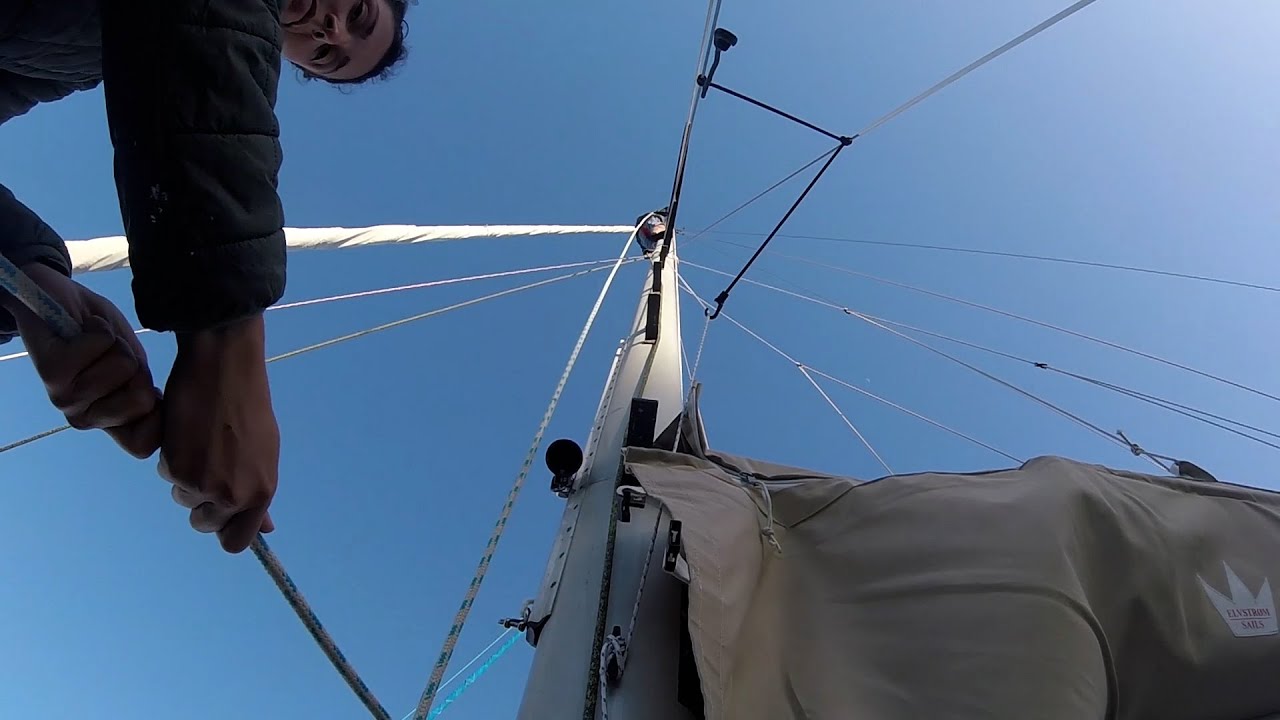 ⁣Notre escale mouvementée : entre travaux, ravitaillement et fuite d'eau dans les cales | n°11